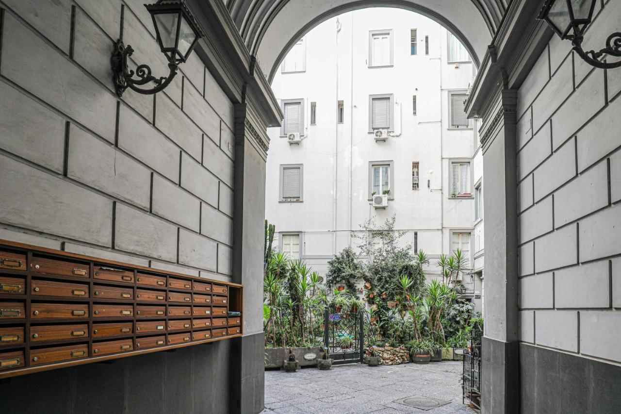 Sanfelice 33 Luxury Suites Neapel Exterior foto